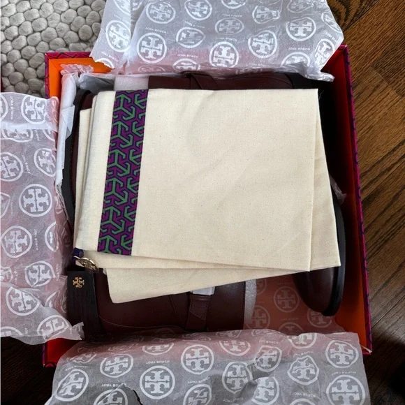 NWT Tory Burch Brooke Ankle Bootie - Picture 4 of 4